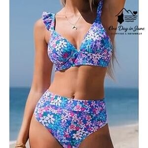 Cupshe Ruffle Shoulder Floral Bikini Swimsuit Size M